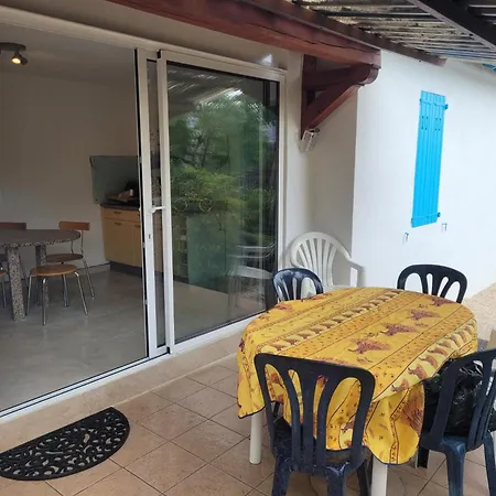 Holiday home Maison 4 Face A La Grand Jardin Ideal Famille Avec Pluri Animaux Saint Clair Le Lavandou