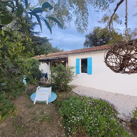 Maison 4 Face A La Grand Jardin Ideal Famille Avec Pluri Animaux Saint Clair Holiday home *